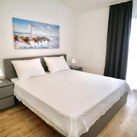 Piscina Apratments Trogir Seget *