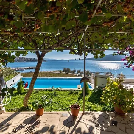 Piscina Apratments Trogir Seget